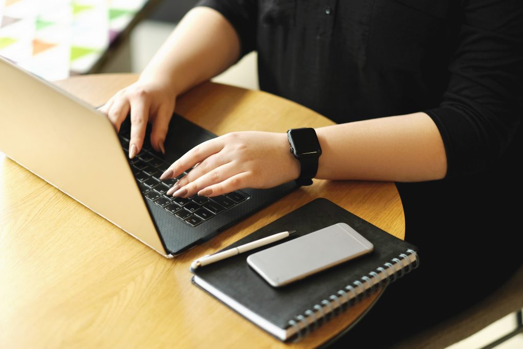 13 Tips for Successfully Working From Home When You’re in the Business Finance Industry