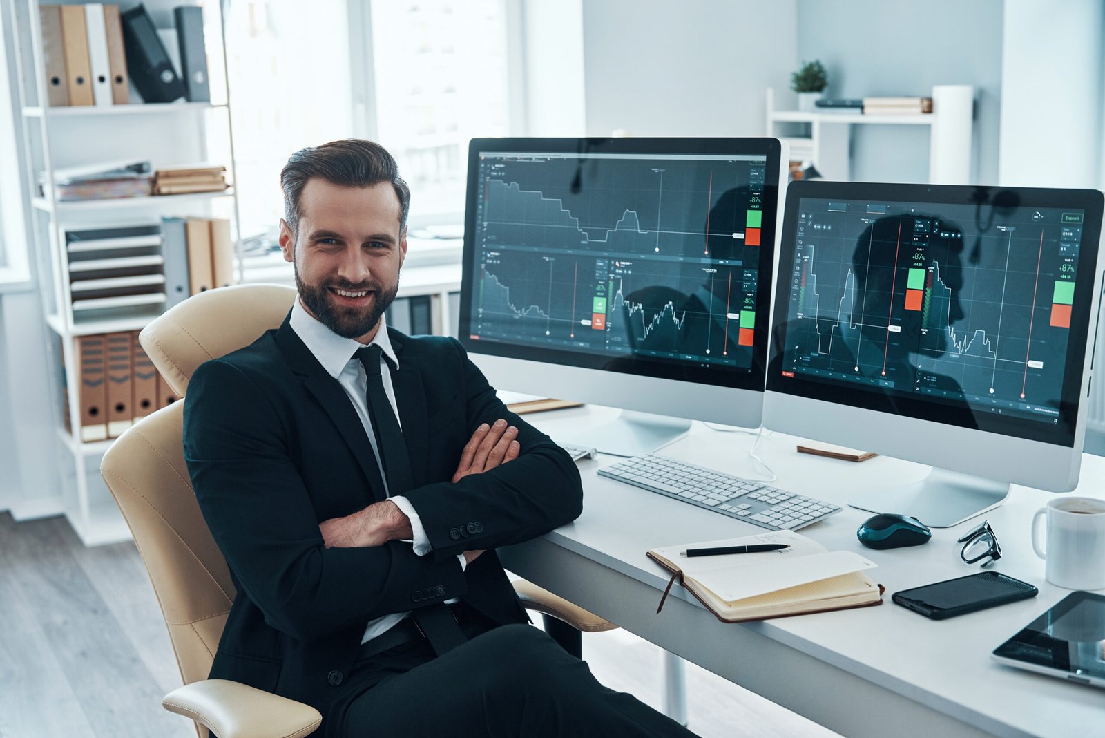 A Day in the Life of an Investment Banker in 2024: Where Finance Meets ...